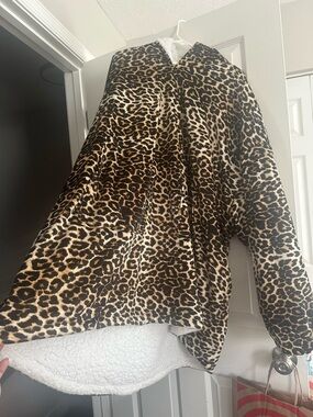 dearfoams Leopard Print poncho